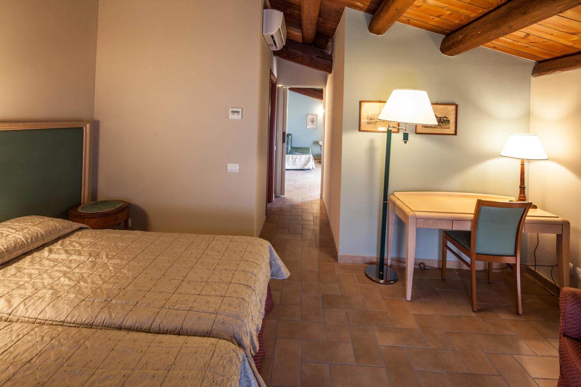 Hotel Residence Diamantina Ferrare Extérieur photo